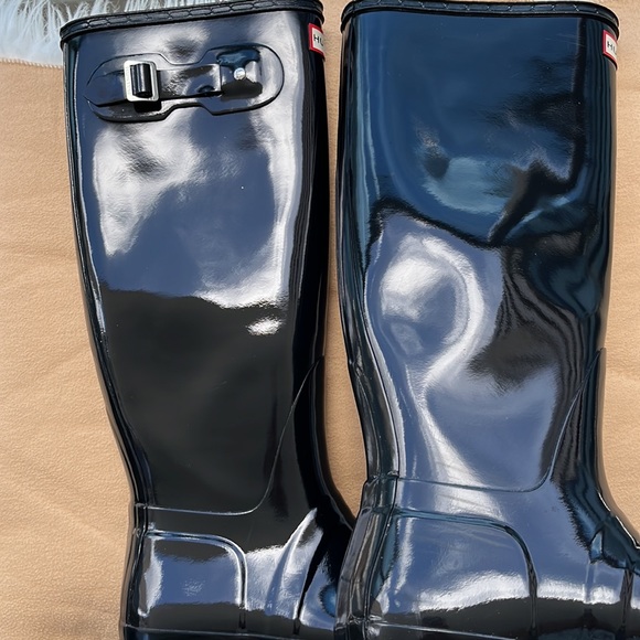 Hunter Original Black Gloss Tall Rain Boots - Picture 10 of 16